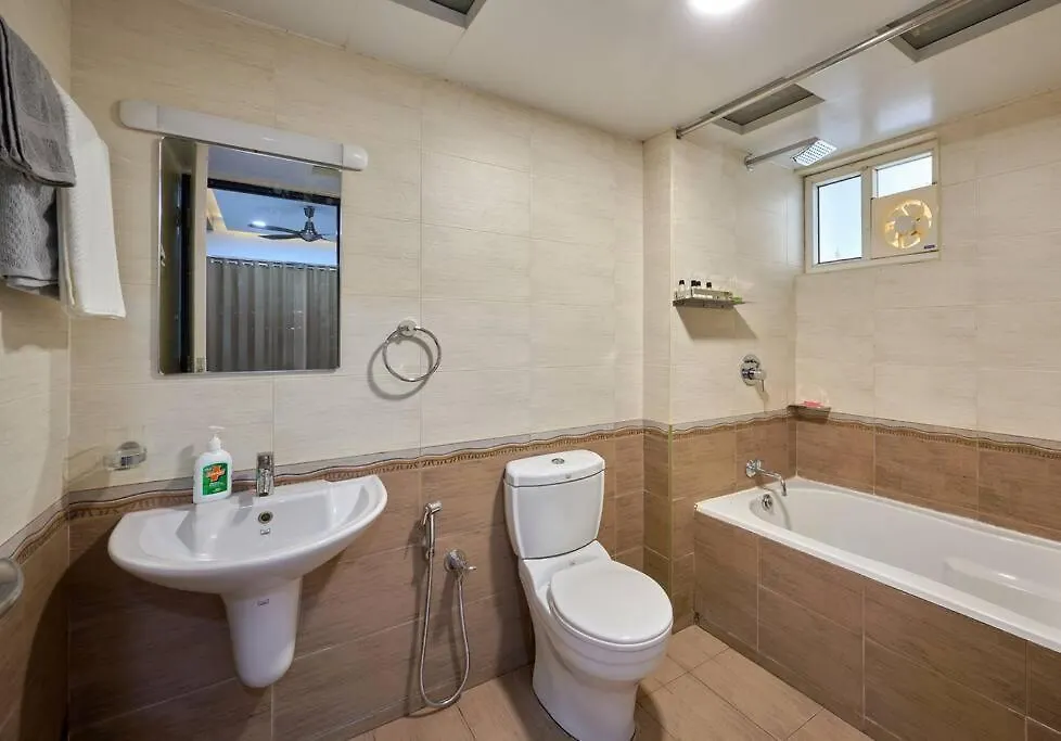 Bayview Retreat Premium Stay At Marine Drive Kochi 0*,