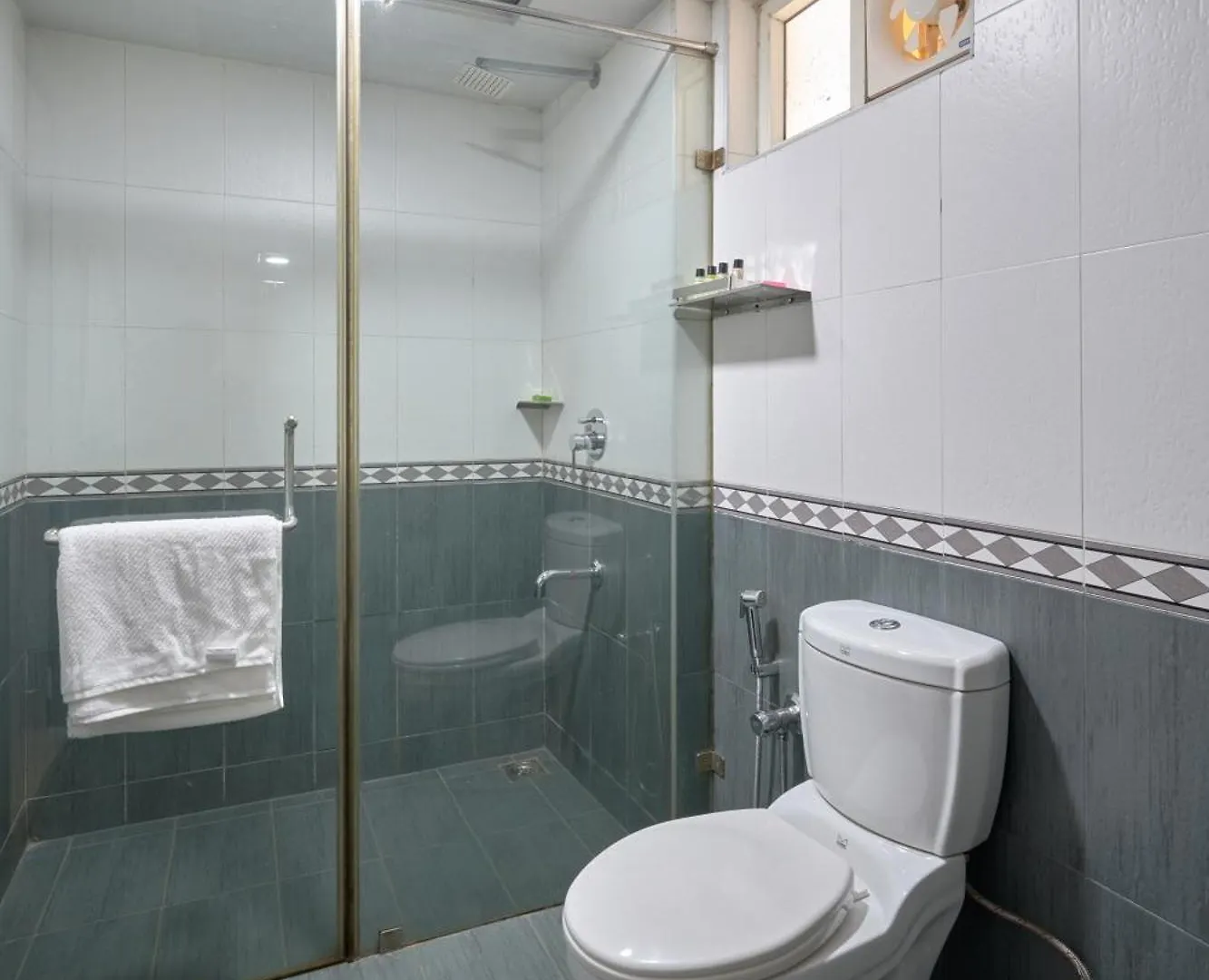 Bayview Retreat Premium Stay At Marine Drive Kochi
